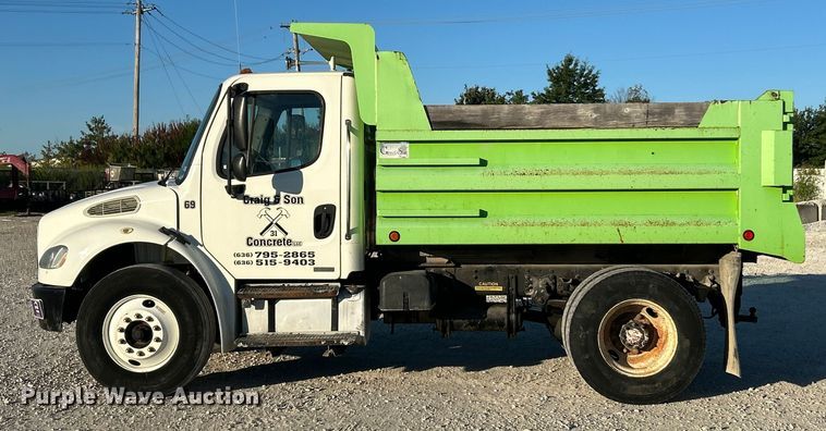 image for item ET3099 2006 Freightliner Business Class M2 dump truck