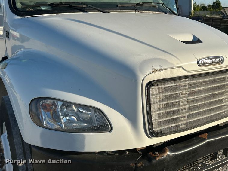 image for item ET3099 2006 Freightliner Business Class M2 dump truck