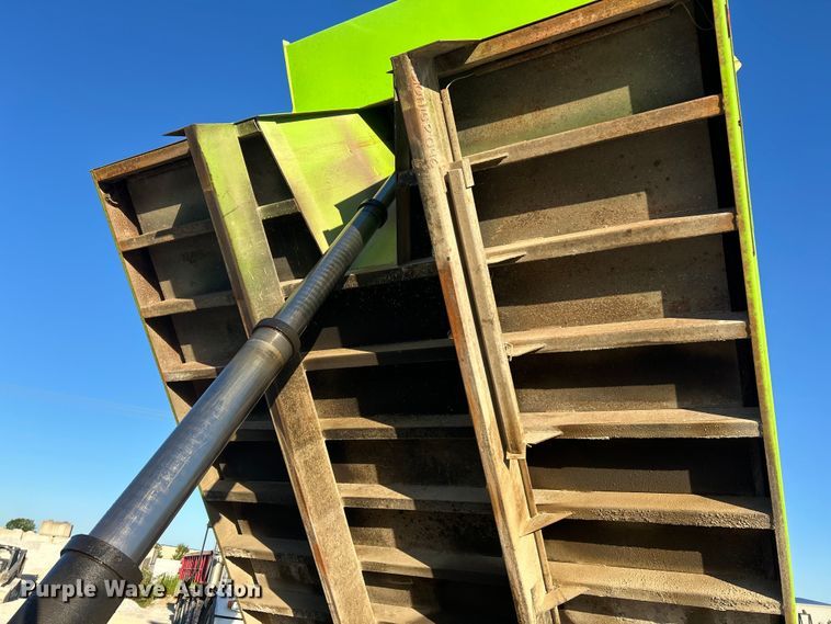 image for item ET3099 2006 Freightliner Business Class M2 dump truck