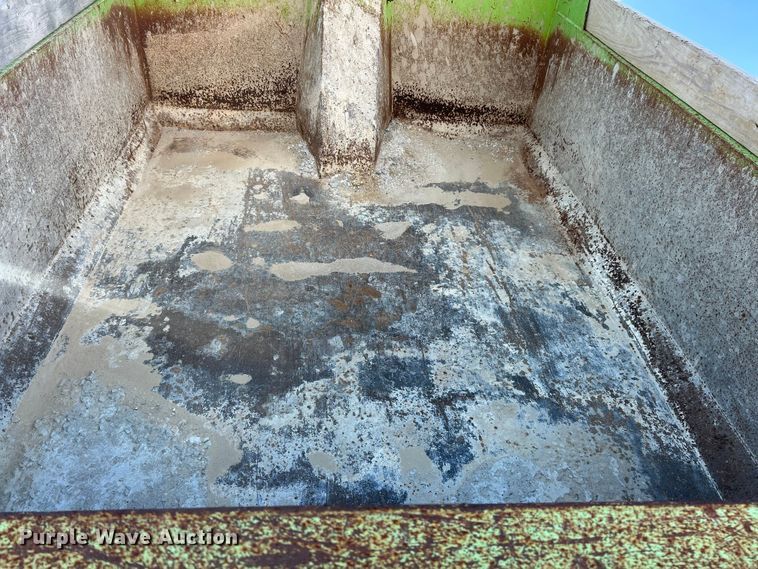 image for item ET3099 2006 Freightliner Business Class M2 dump truck