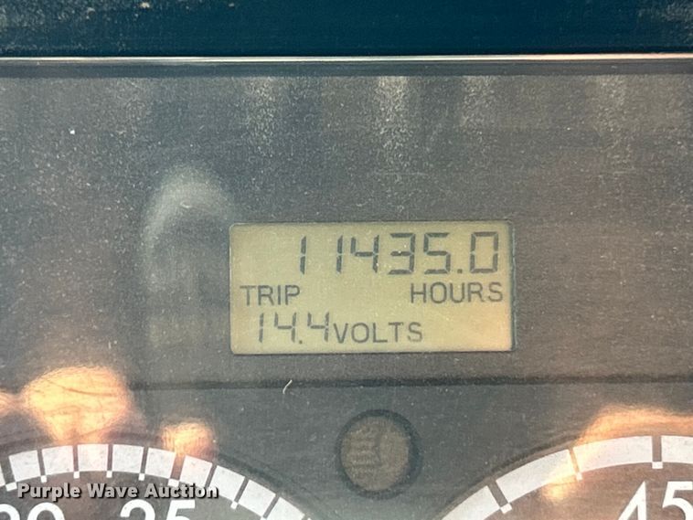 image for item ET3099 2006 Freightliner Business Class M2 dump truck