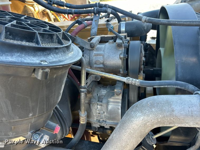 image for item ET3099 2006 Freightliner Business Class M2 dump truck