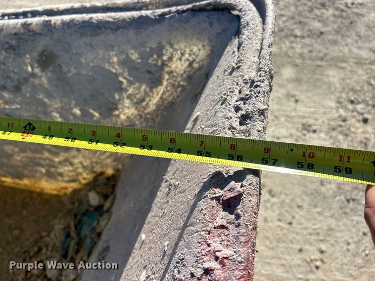 image for item ET3100 Whiteman WBH-16 concrete buggy