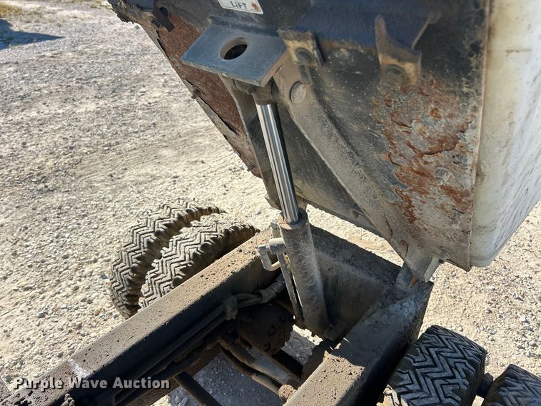 image for item ET3100 Whiteman WBH-16 concrete buggy