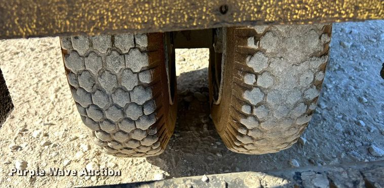 image for item ET3100 Whiteman WBH-16 concrete buggy