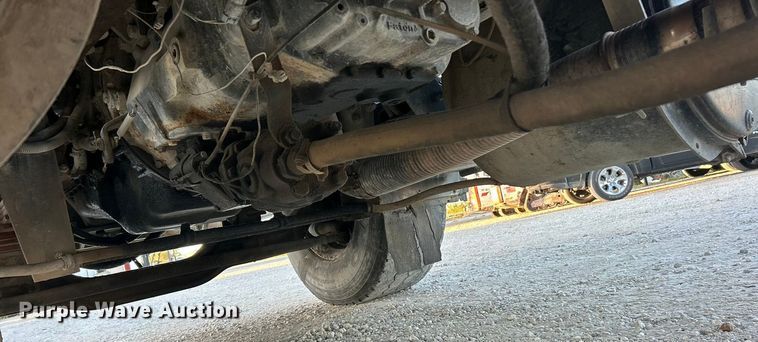 image for item ET3102 2000 Mack RD688S  roll-off container truck