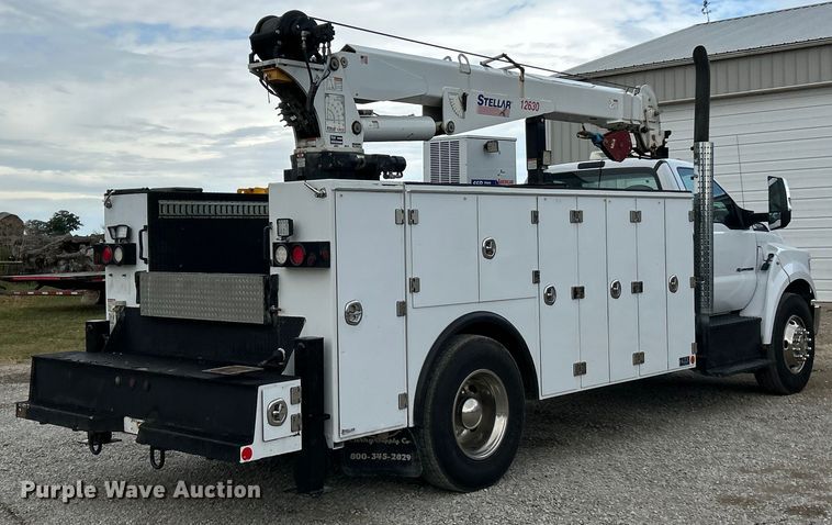 image for item ET3105 2017 Ford F750 Super Duty utility / service truck