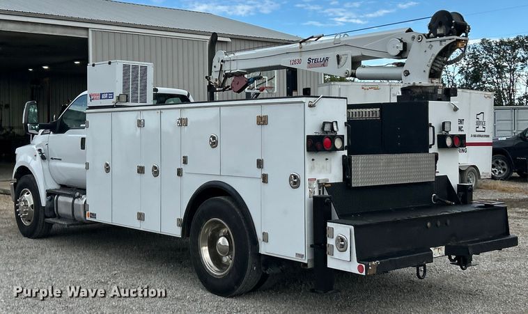 image for item ET3105 2017 Ford F750 Super Duty utility / service truck