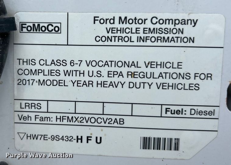 image for item ET3105 2017 Ford F750 Super Duty utility / service truck