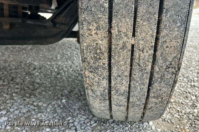 image for item ET3105 2017 Ford F750 Super Duty utility / service truck