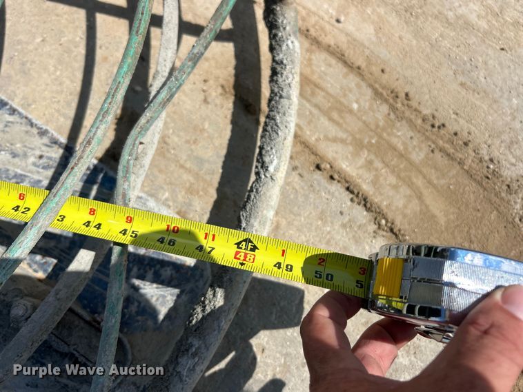 image for item ET3113 Multiquip Whiteman power trowel