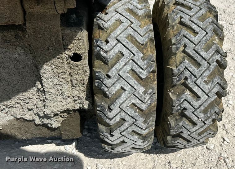 image for item ET3120 Allen concrete buggy