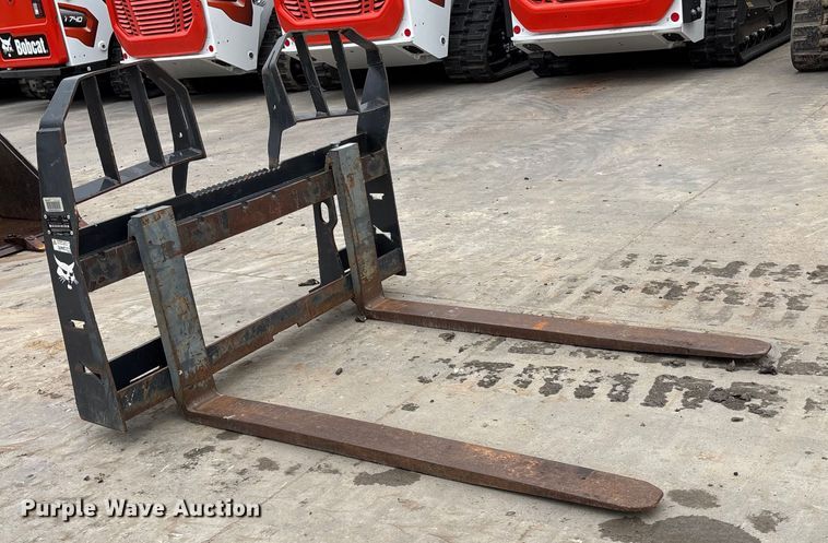 image for item ET4501 Bobcat 48