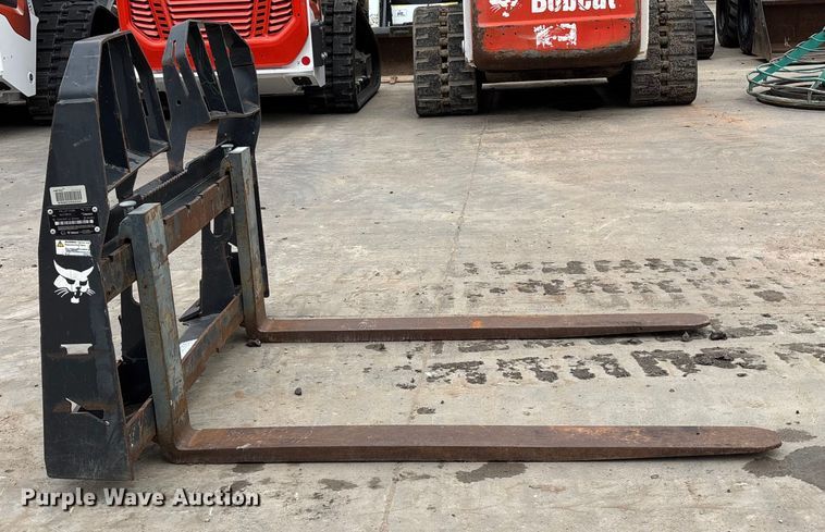 image for item ET4501 Bobcat 48