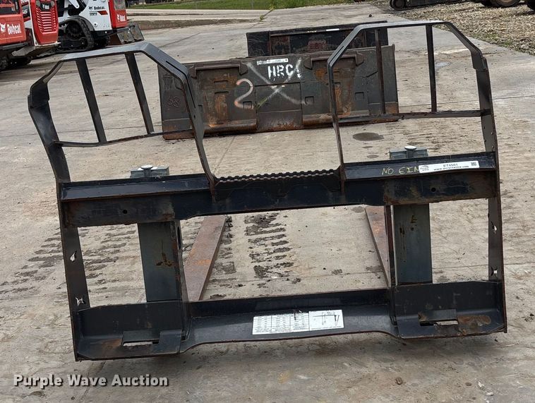 image for item ET4501 Bobcat 48