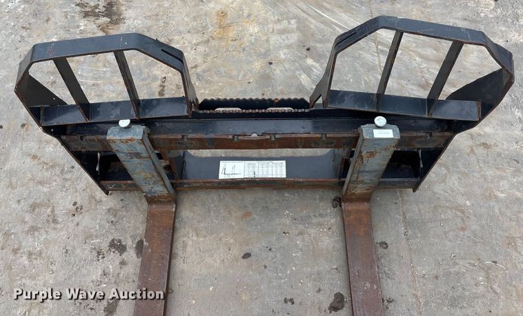 image for item ET4501 Bobcat 48