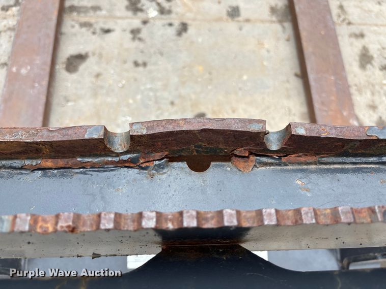 image for item ET4501 Bobcat 48