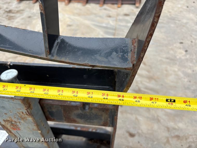 image for item ET4501 Bobcat 48