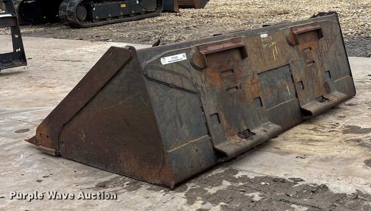 image for item ET4502 Bobcat 72