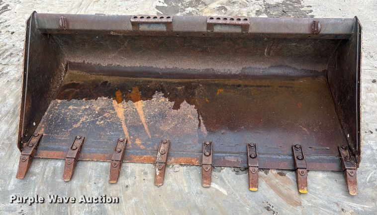 image for item ET4502 Bobcat 72