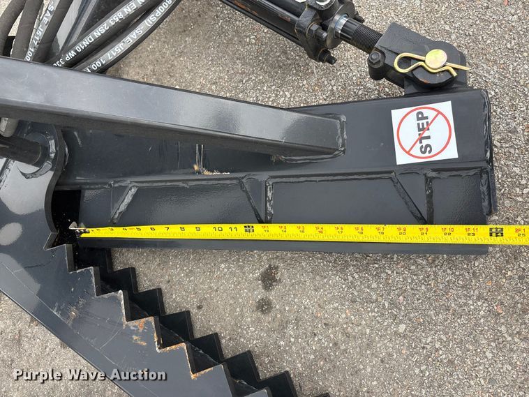 image for item ET4596 Industrias America skid steer tree shear