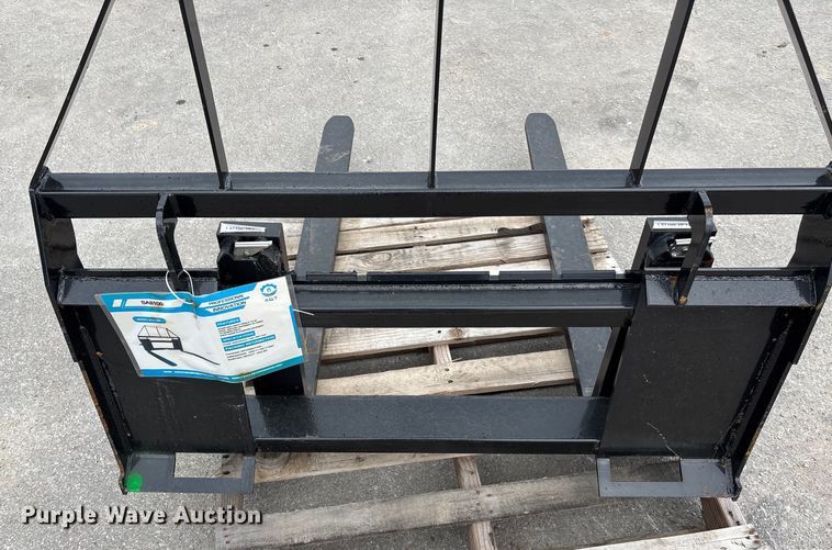 image for item ET4599 AGT SAll100 skid steer forks