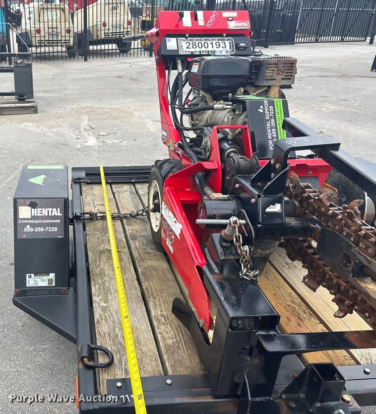 image for item ET4600 2019 Barreto M3349 trencher with trailer