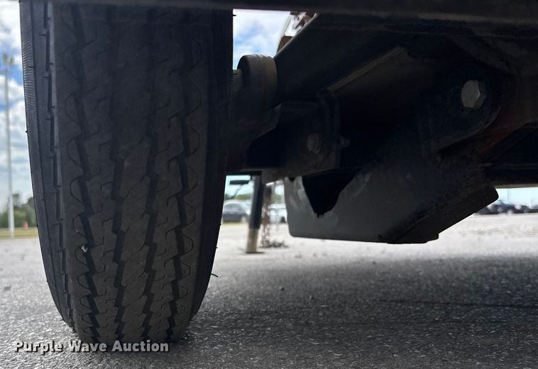 image for item ET4600 2019 Barreto M3349 trencher with trailer