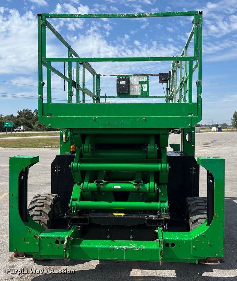 image for item ET4603 2015 Genie GS4390 scissor lift