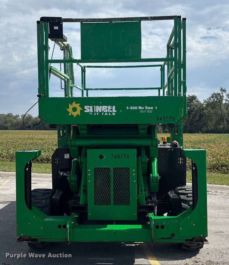 image for item ET4603 2015 Genie GS4390 scissor lift