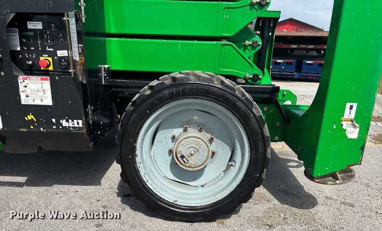 image for item ET4603 2015 Genie GS4390 scissor lift