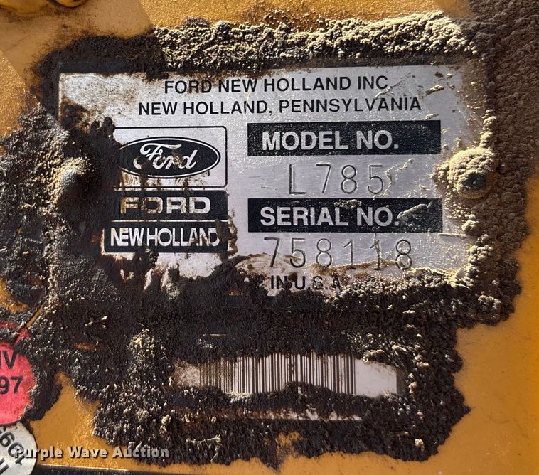 image for item ET8007 1989 New Holland L785 skid steer loader