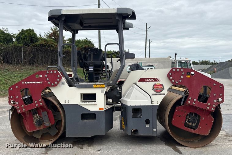 COMPACTADOR 2019 DYNAPAC CC2200