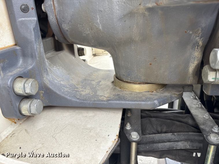 image for item ET8520 2019 Dynapac CC2200 double drum vibratory roller