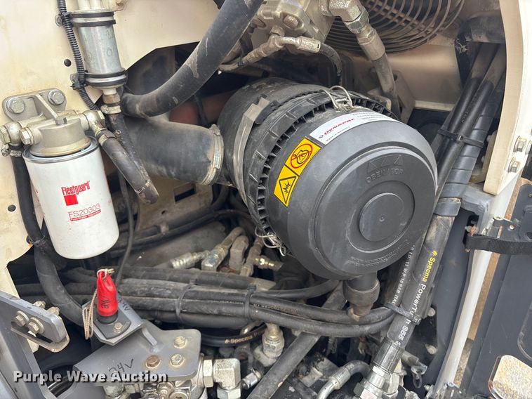 image for item ET8520 2019 Dynapac CC2200 double drum vibratory roller