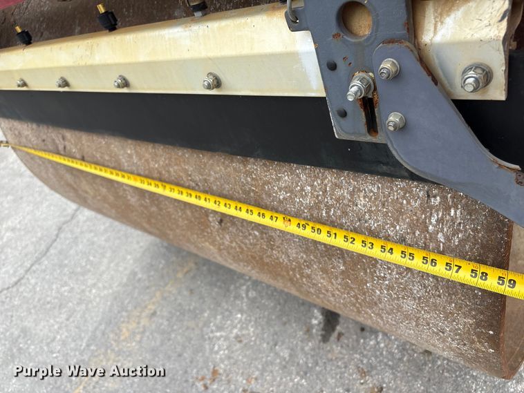 image for item ET8520 2019 Dynapac CC2200 double drum vibratory roller