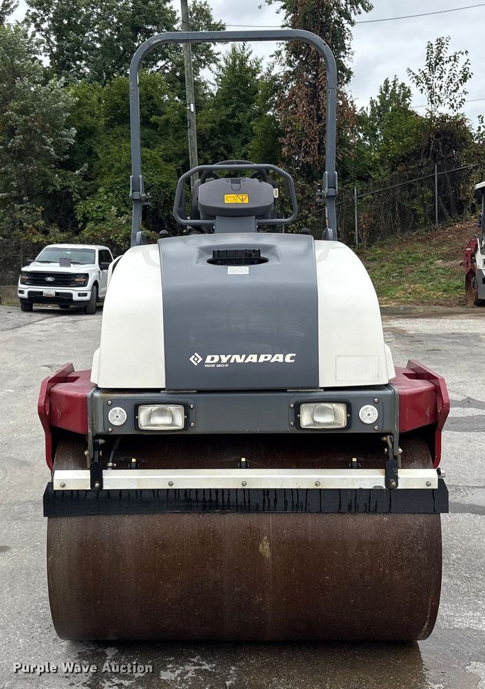 COMPACTADOR 2020 DYNAPAC CC1300
