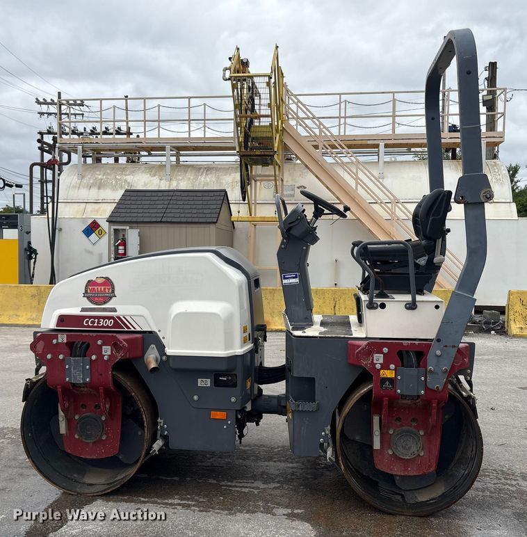 image for item ET8521 2020 Dynapac CC1300 double drum vibratory roller