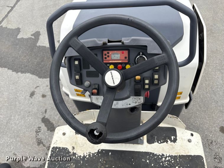 image for item ET8521 2020 Dynapac CC1300 double drum vibratory roller