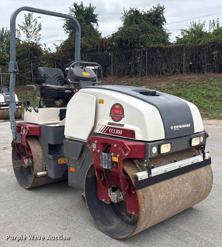 COMPACTADOR 2020 DYNAPAC CC1300