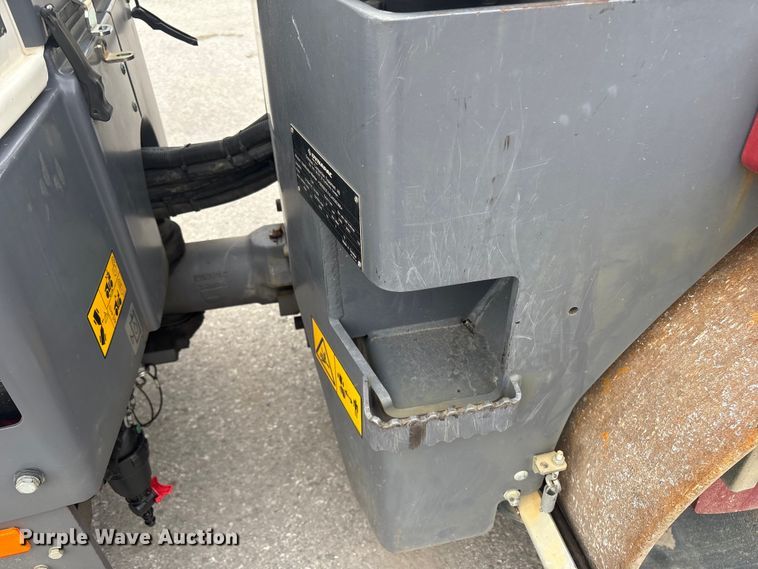 image for item ET8522 2020 Dynapac CC1300 double drum vibratory roller