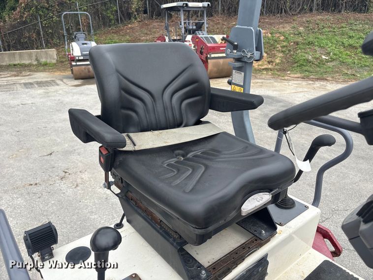 image for item ET8522 2020 Dynapac CC1300 double drum vibratory roller