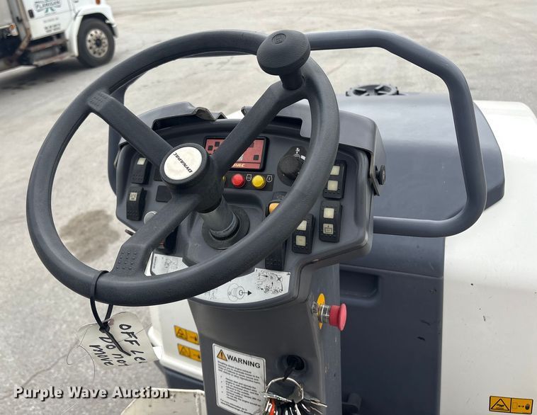 image for item ET8522 2020 Dynapac CC1300 double drum vibratory roller