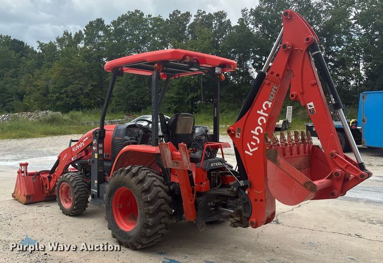 image for item ET8524 2021 Kubota L47 backhoe