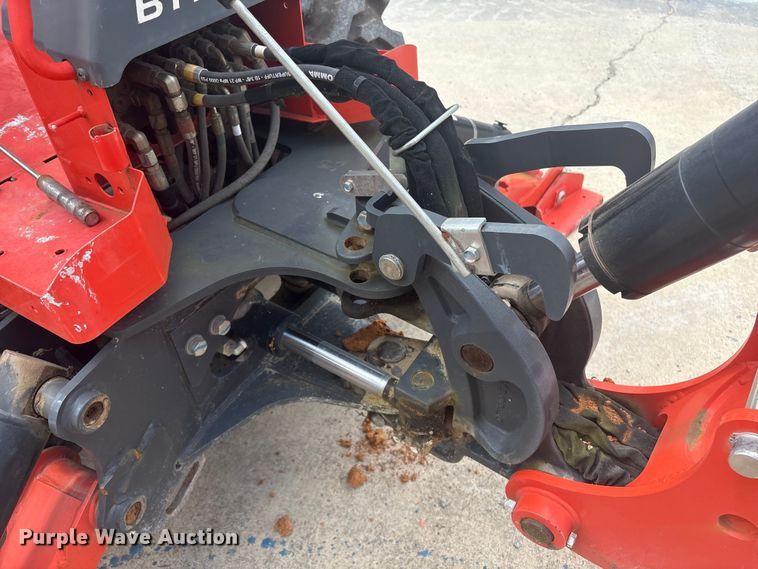 image for item ET8524 2021 Kubota L47 backhoe