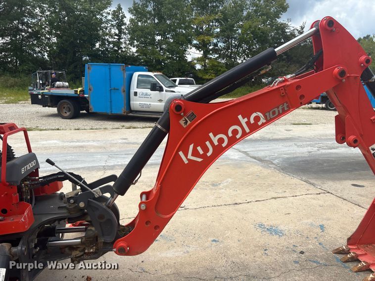 image for item ET8524 2021 Kubota L47 backhoe