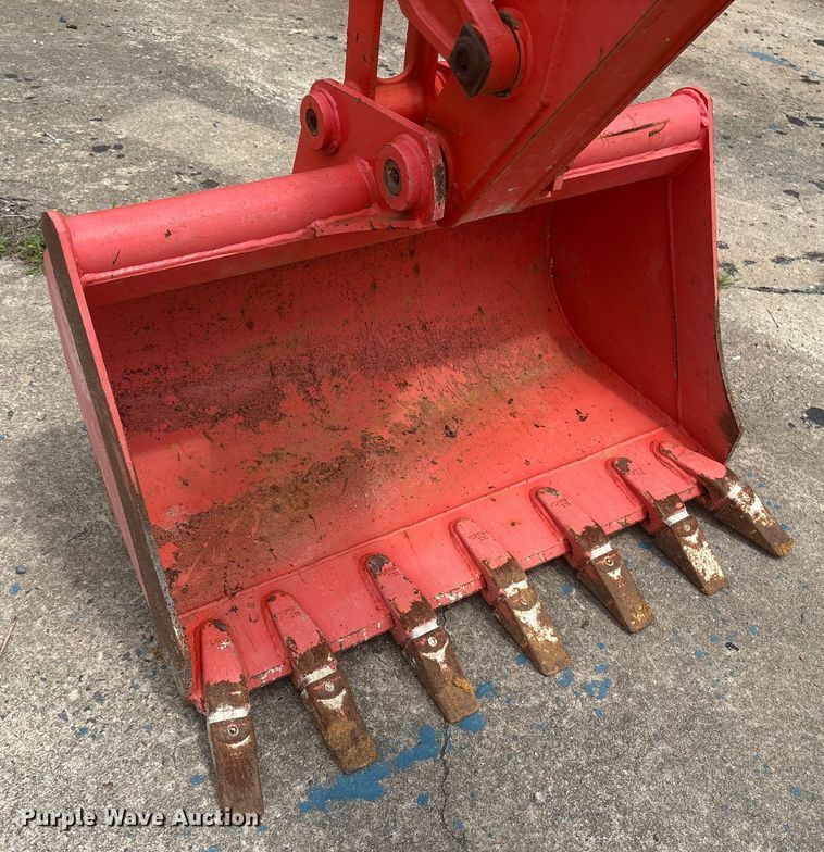 image for item ET8524 2021 Kubota L47 backhoe