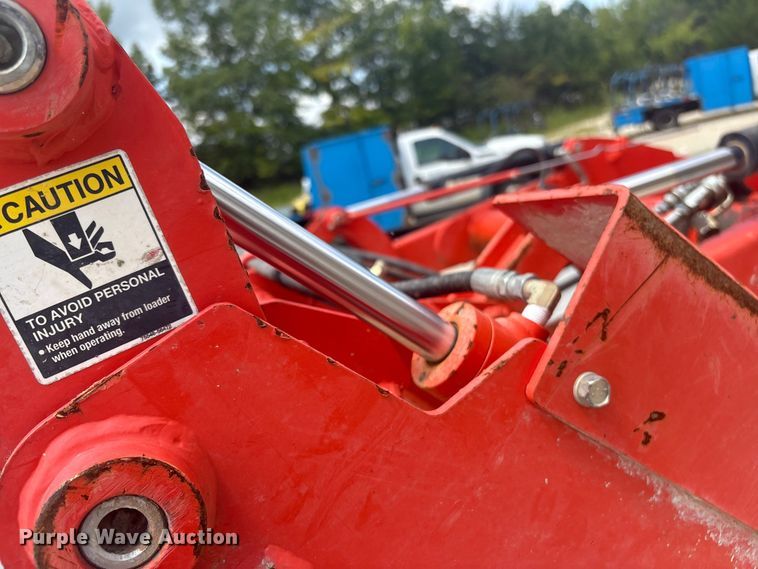 image for item ET8524 2021 Kubota L47 backhoe