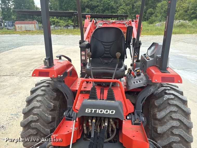 image for item ET8524 2021 Kubota L47 backhoe