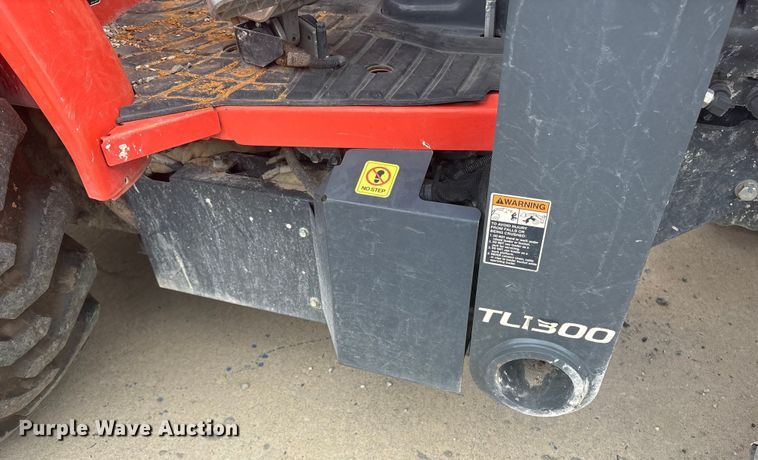 image for item ET8524 2021 Kubota L47 backhoe